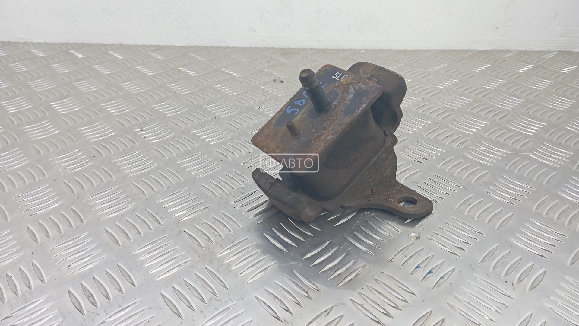 Подушка двигателя дизельная