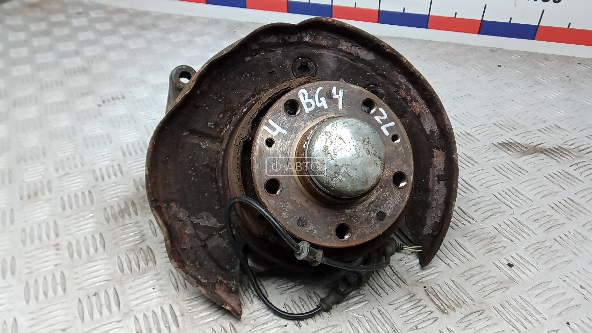 Ступица задняя левая