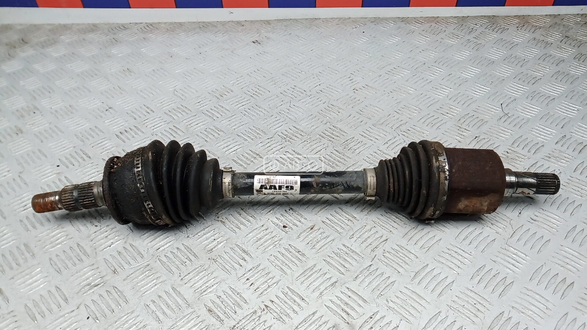 Привод передний левый