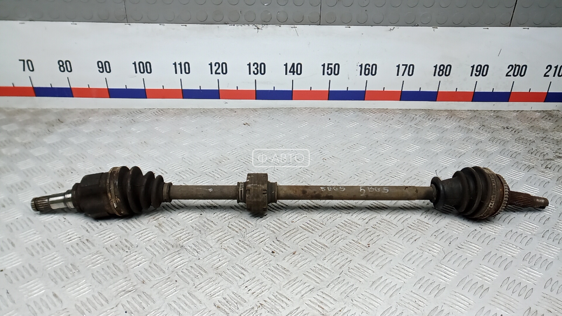 Привод передний правый