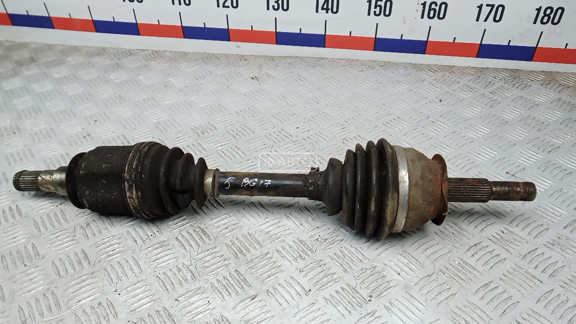 Привод передний правый