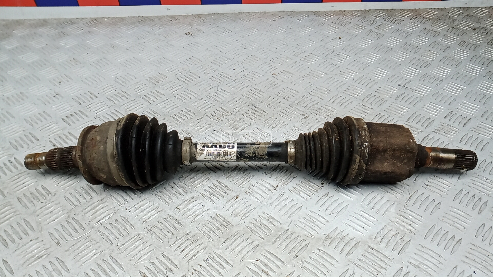 Привод передний правый