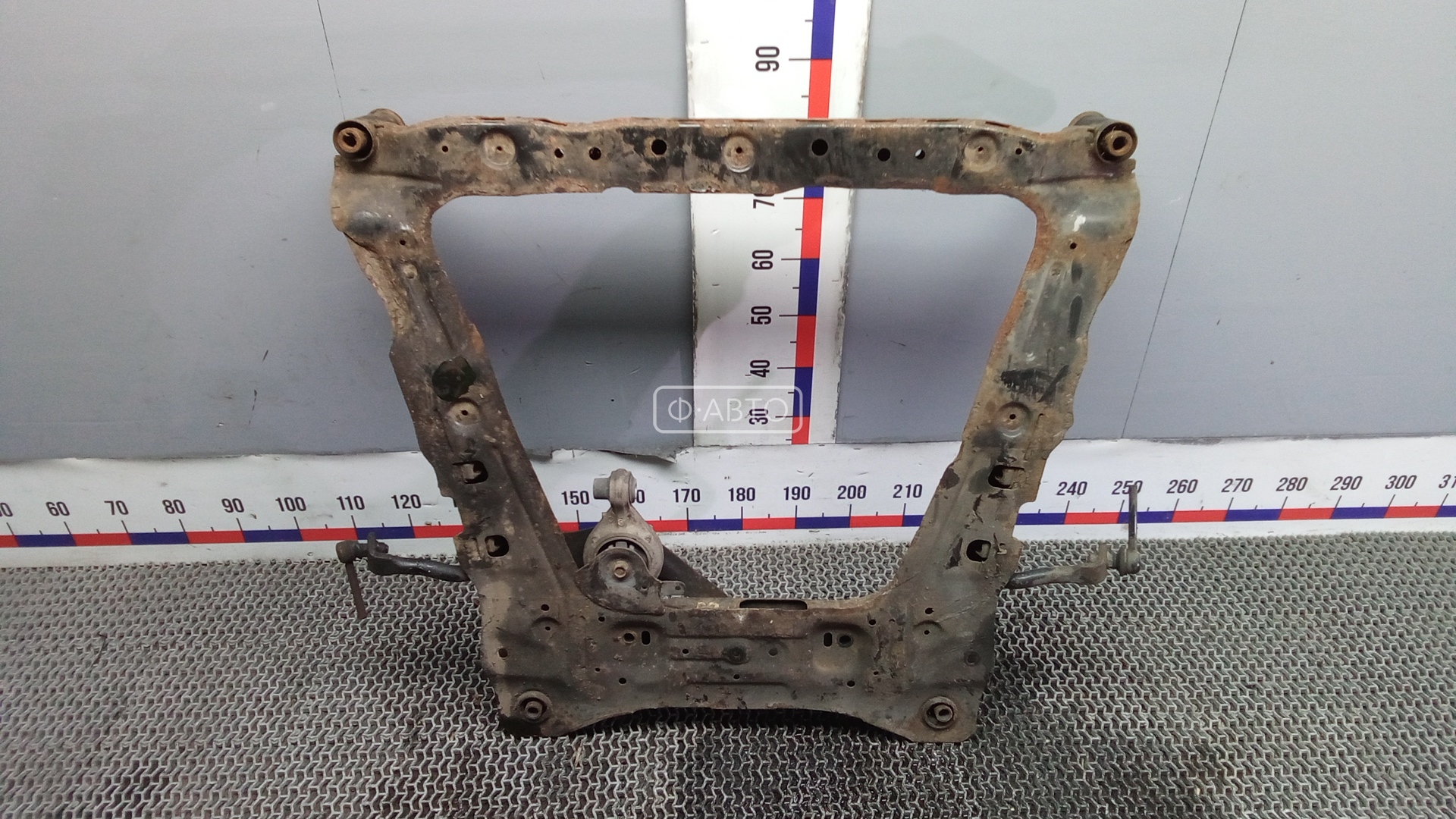 Балка подвески передняя