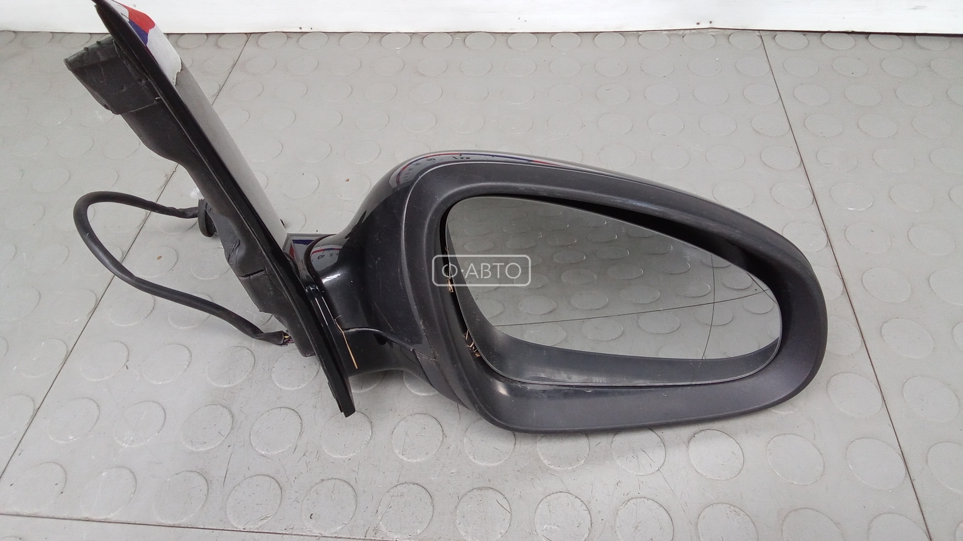 Зеркало наружное правое