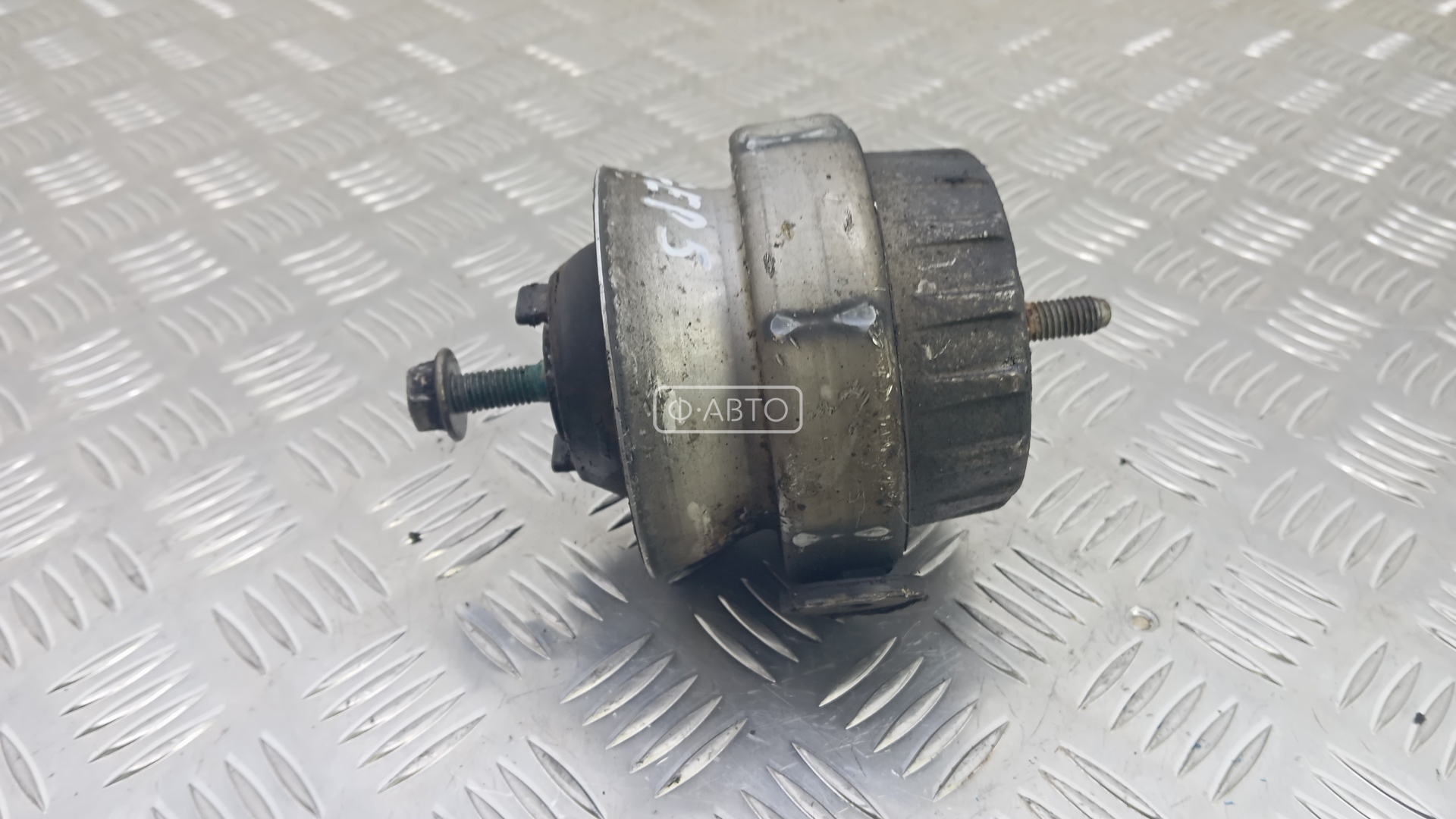 Подушка двигателя дизельная