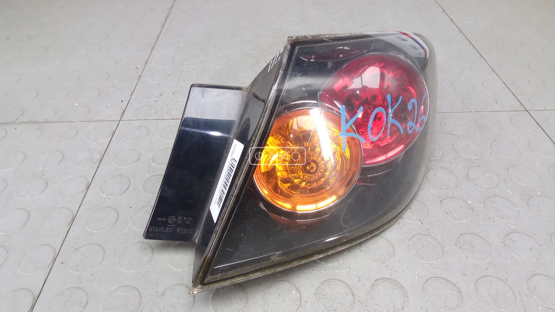 Фонарь задний правый