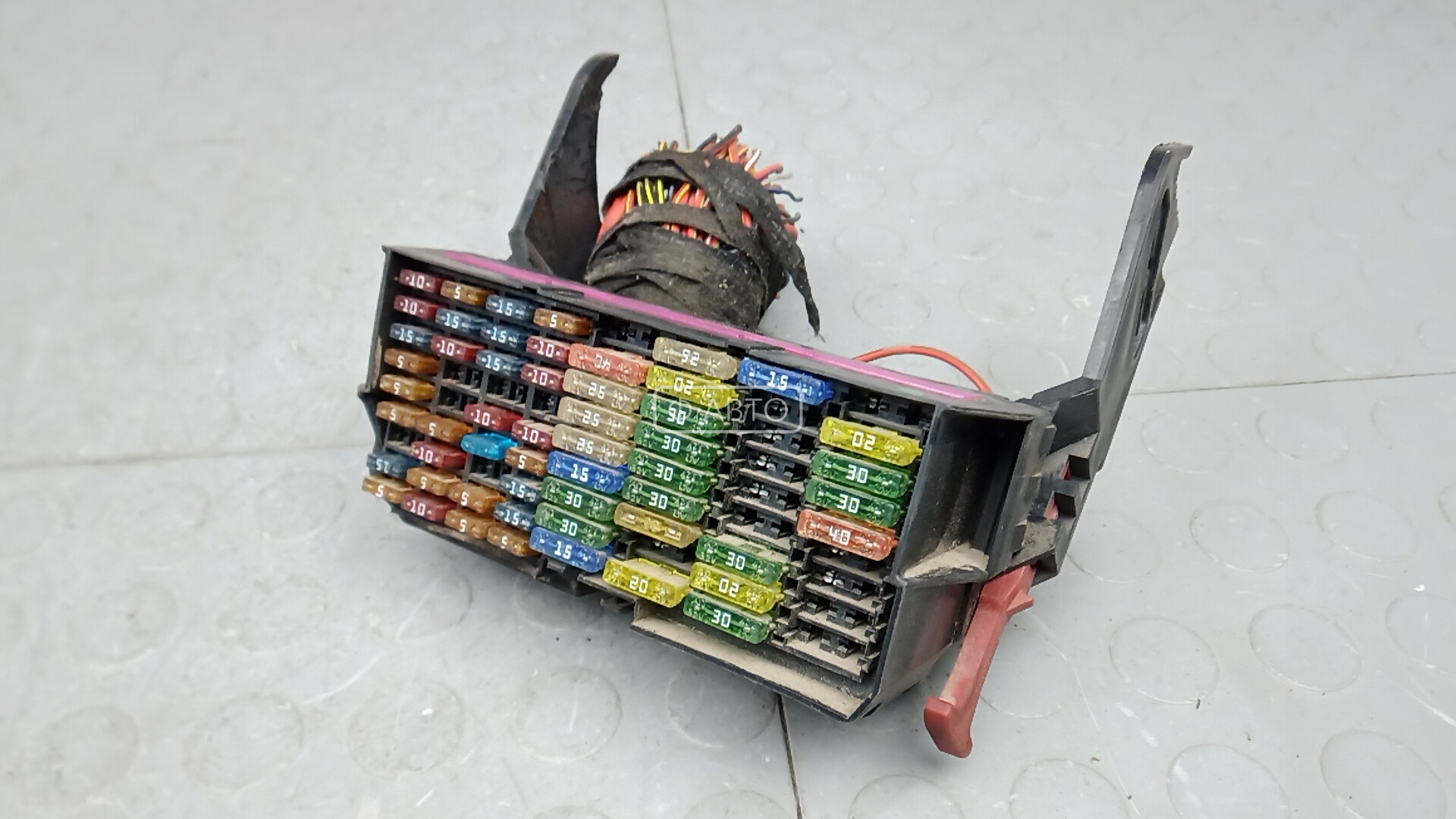 Блок предохранителей