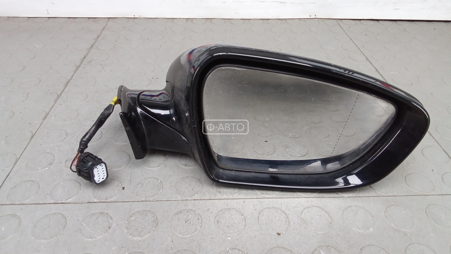 Зеркало наружное правое