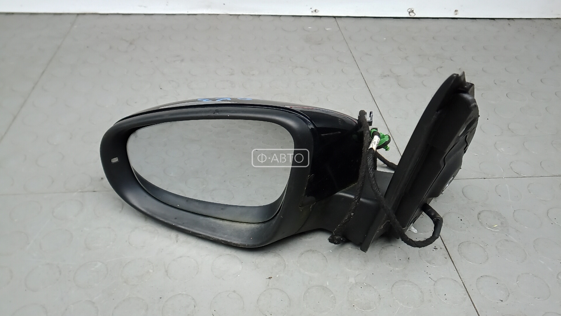 Зеркало наружное левое
