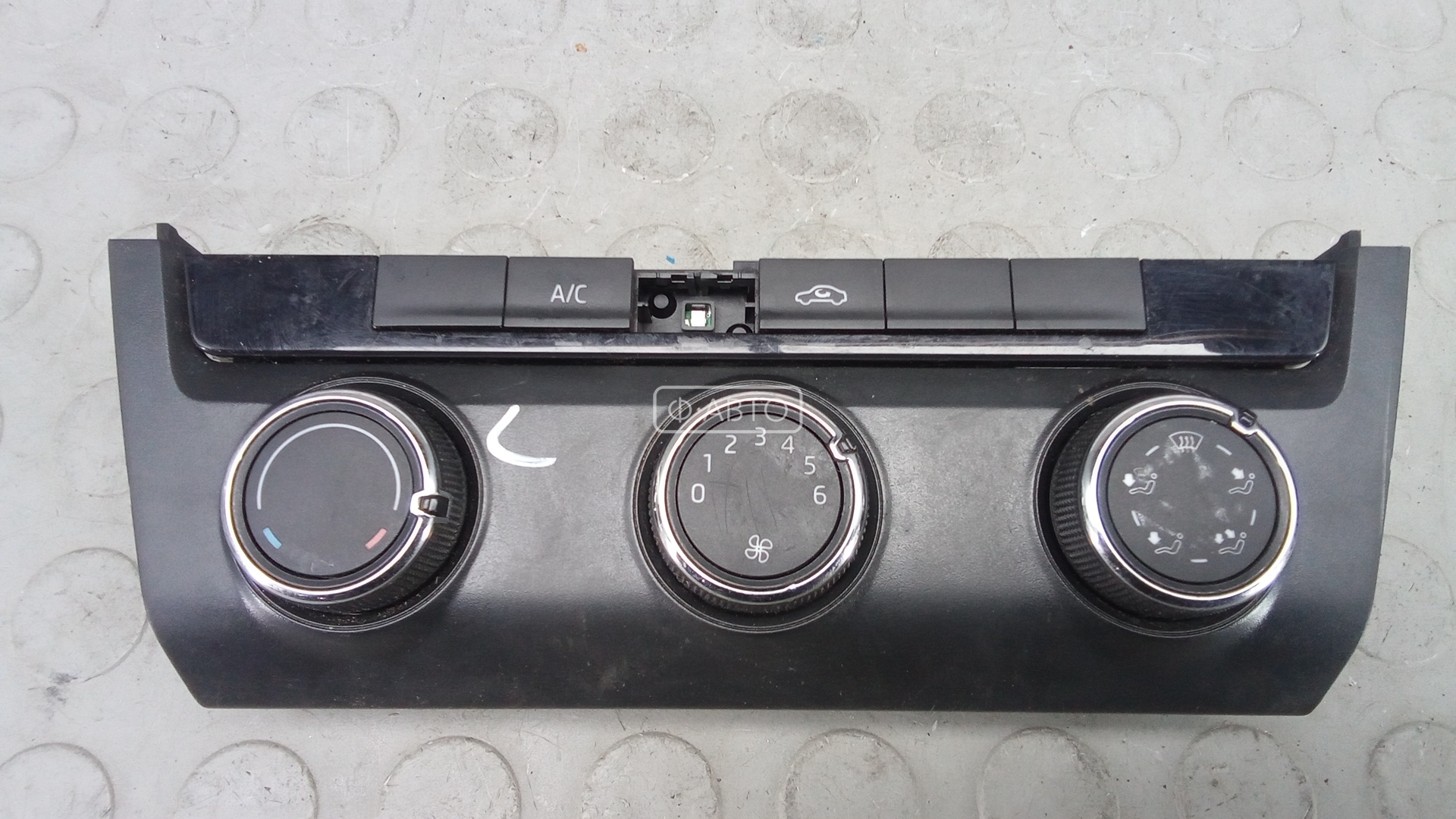 Блок управления печки и климат-контроля