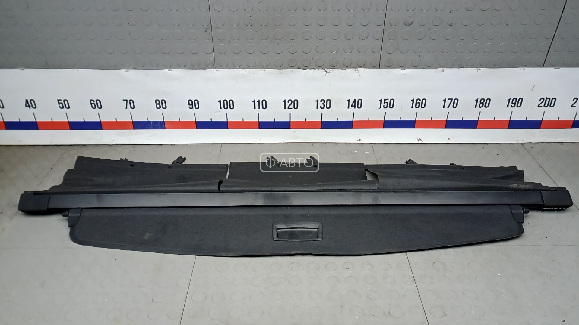 Шторка багажника