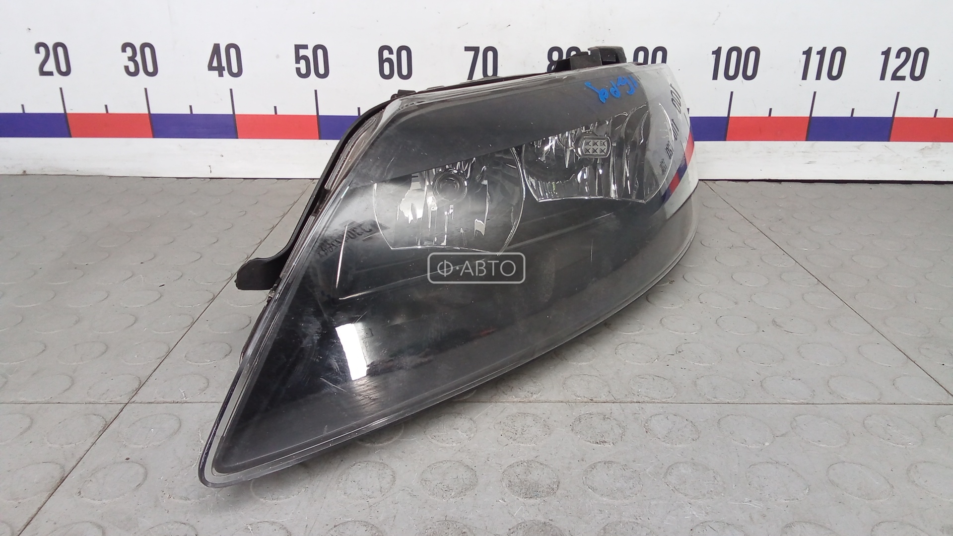 Фара левая