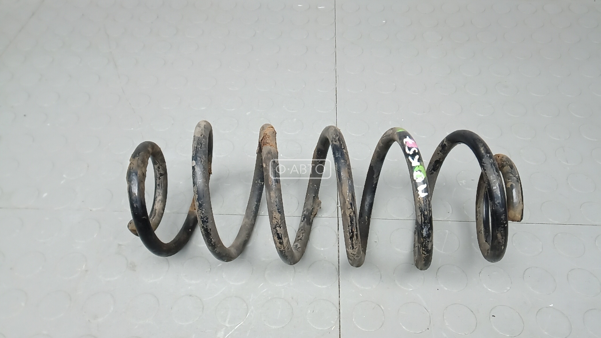 Пружина задняя