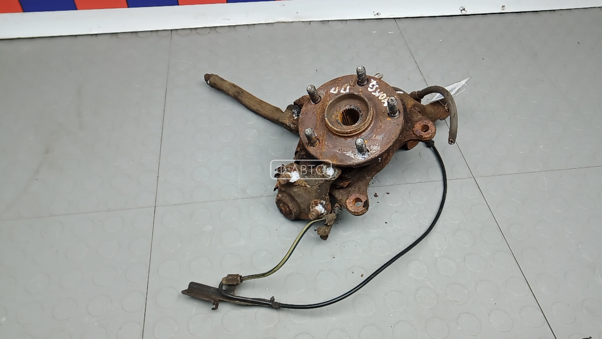 Ступица передняя правая