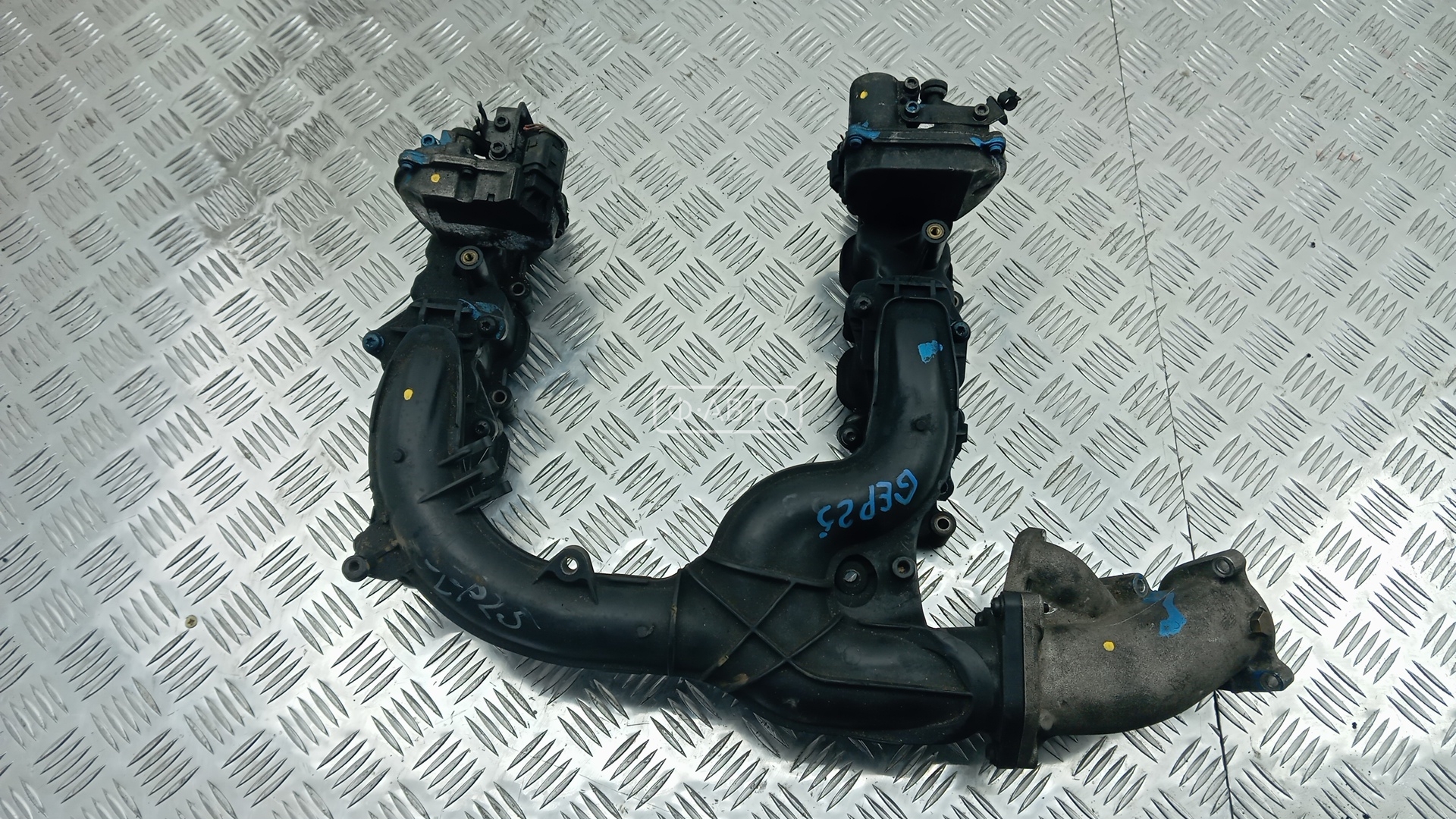 Впускной коллектор дизельный