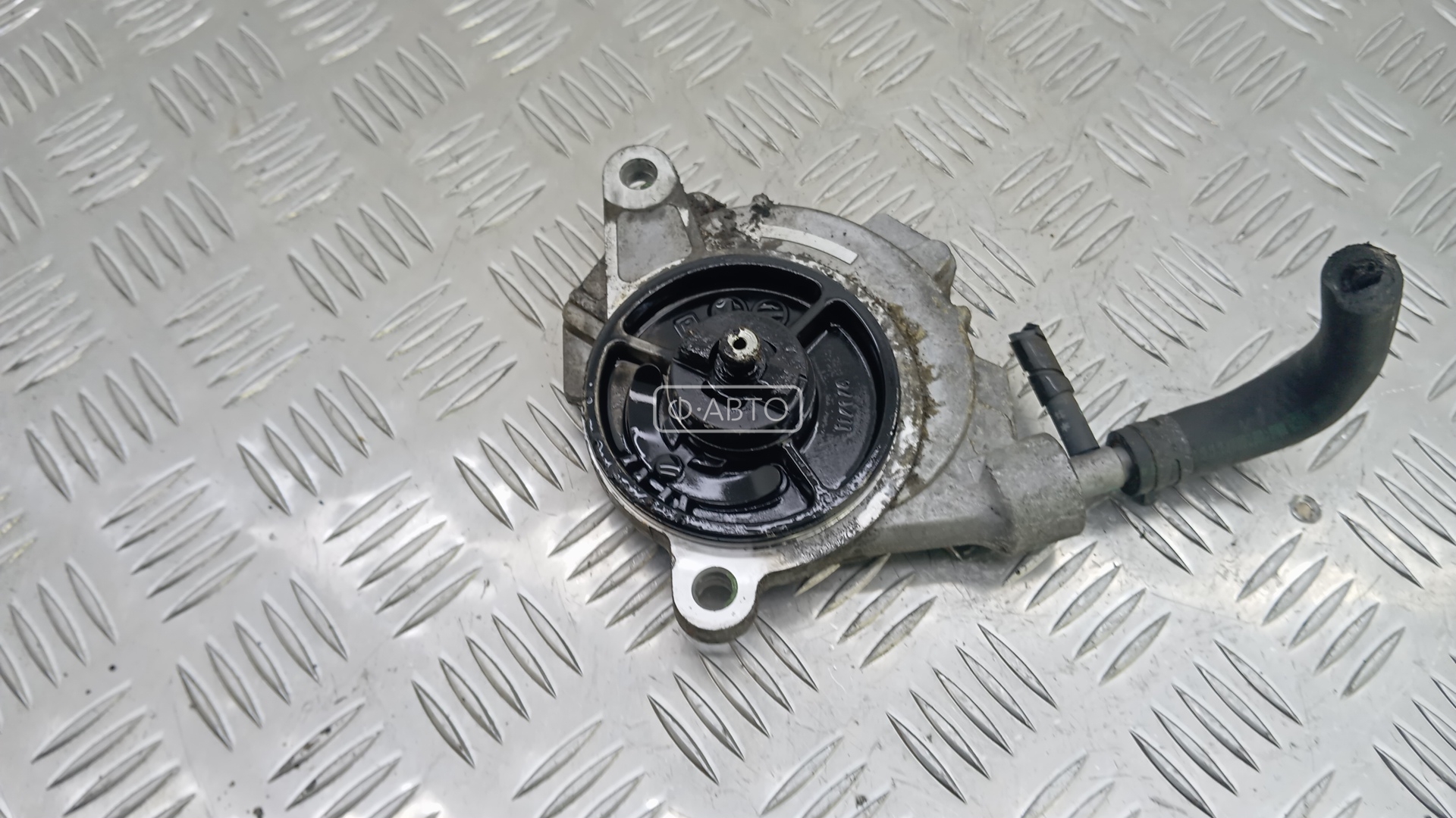 Насос вакуумный