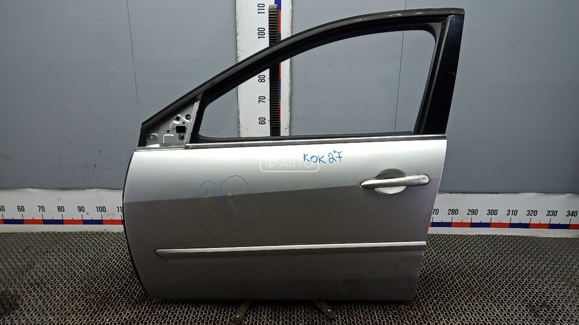 Дверь передняя левая