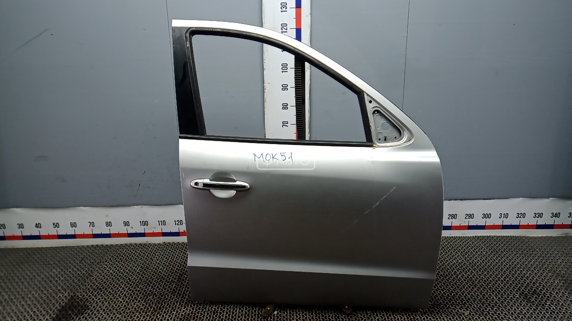 Дверь передняя правая