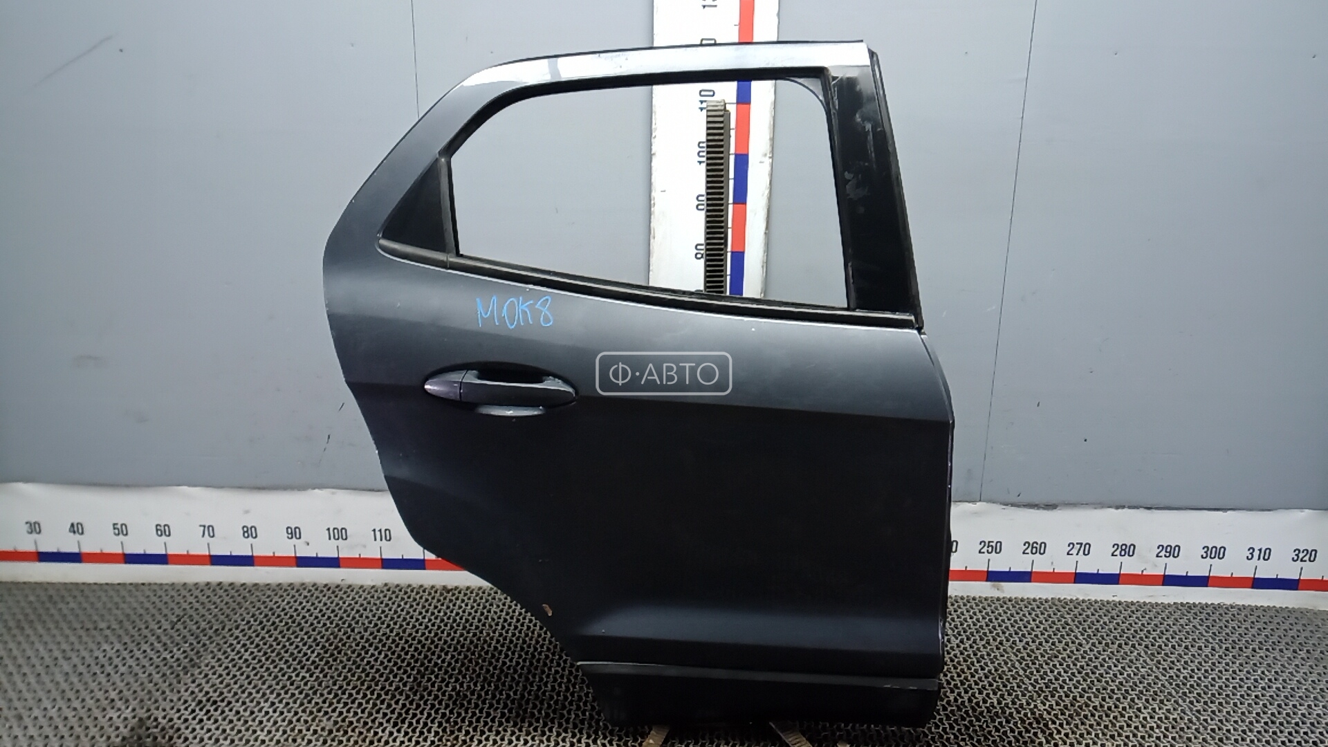 Дверь задняя правая