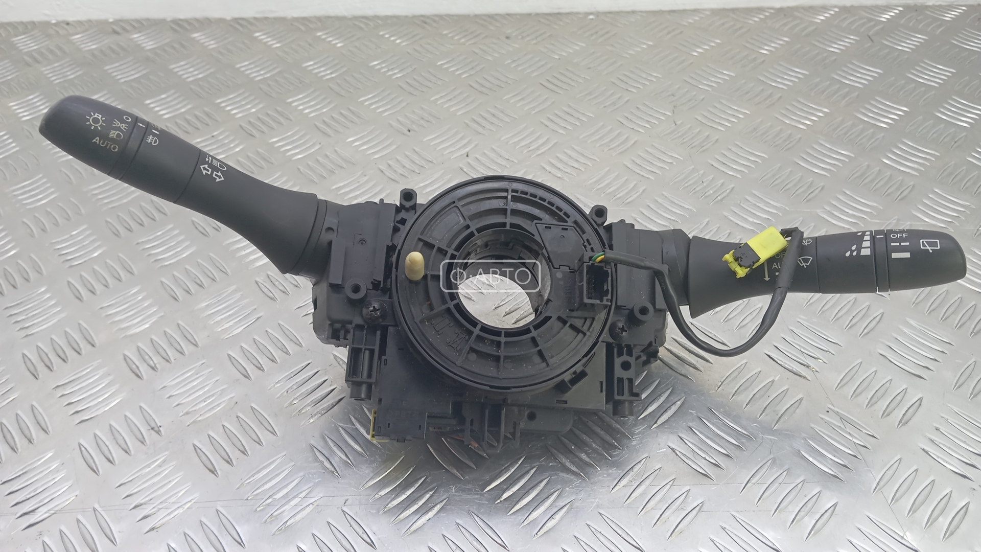 Переключатель поворотов и дворников (стрекоза)