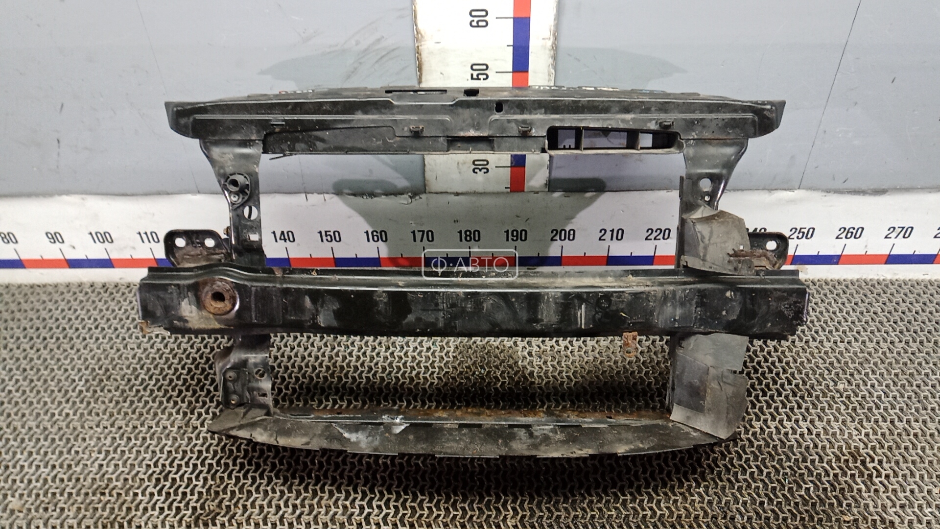 Передняя панель крепления облицовки (телевизор)