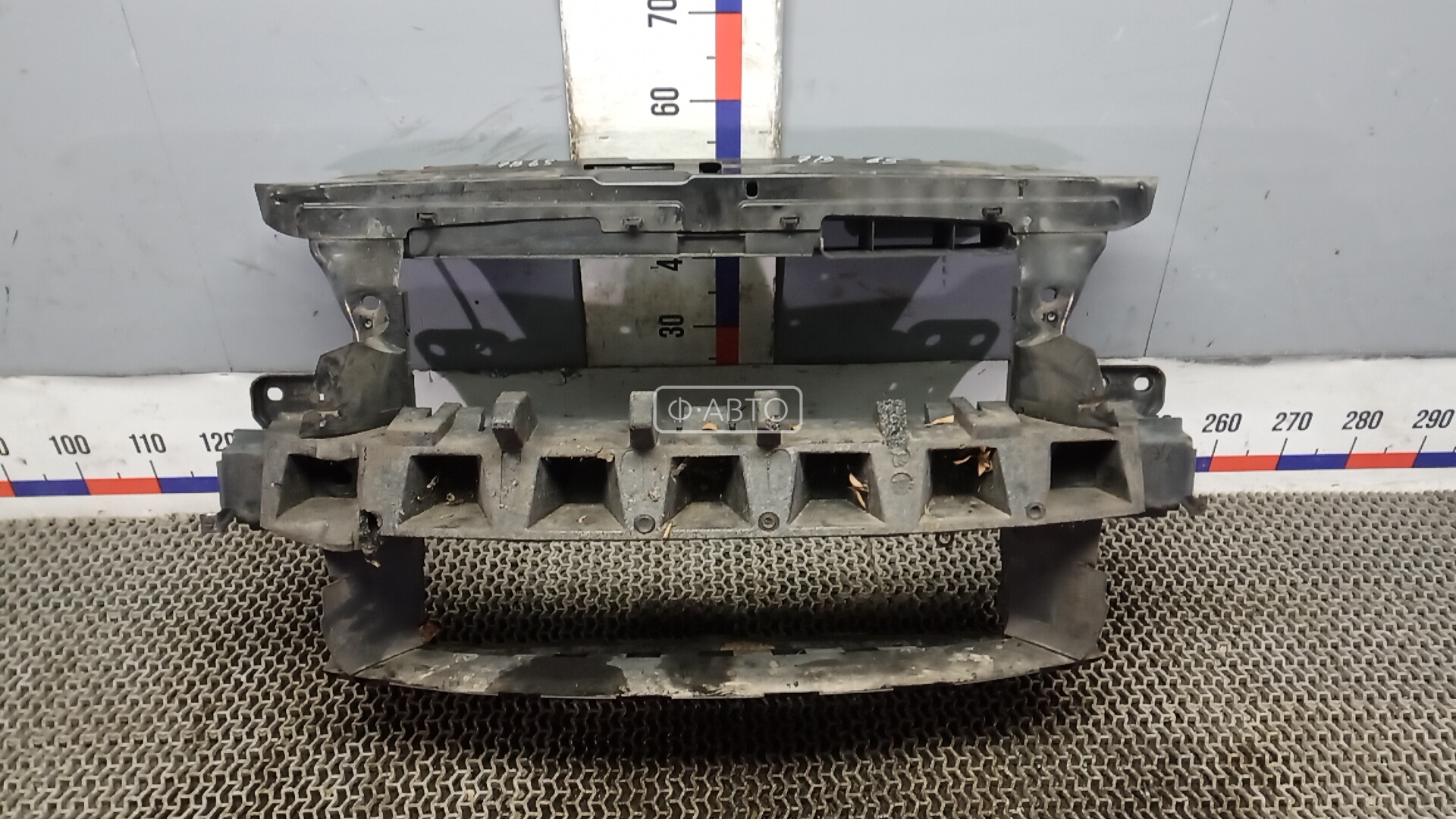 Передняя панель крепления облицовки (телевизор)