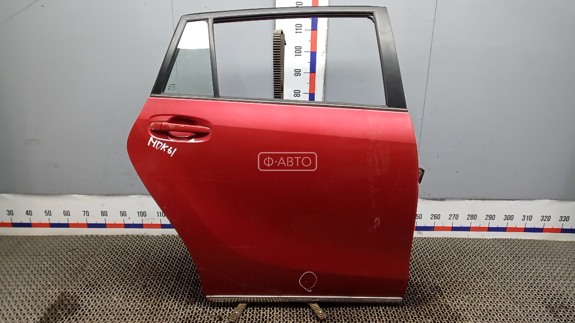 Дверь задняя правая