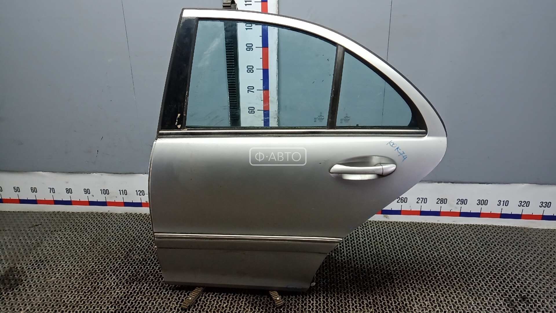 Дверь задняя левая