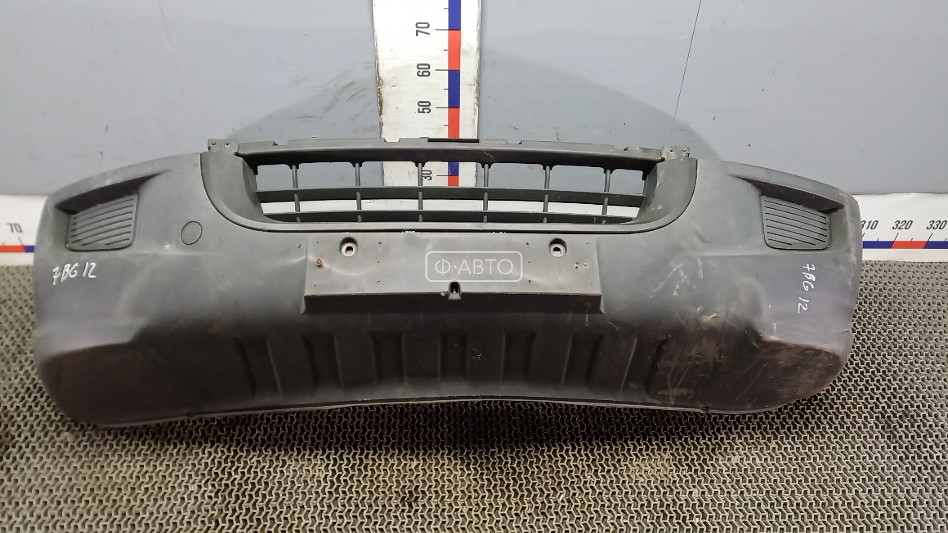 Бампер передний