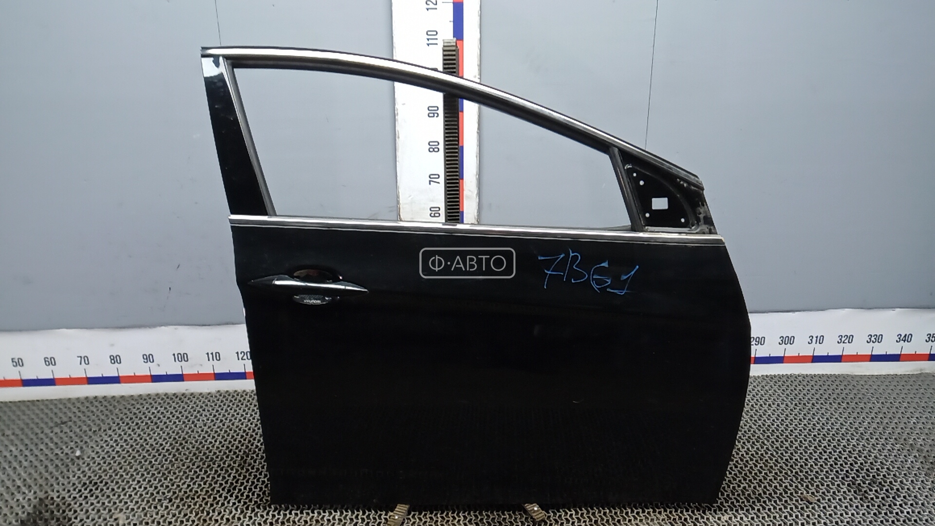 Дверь передняя правая