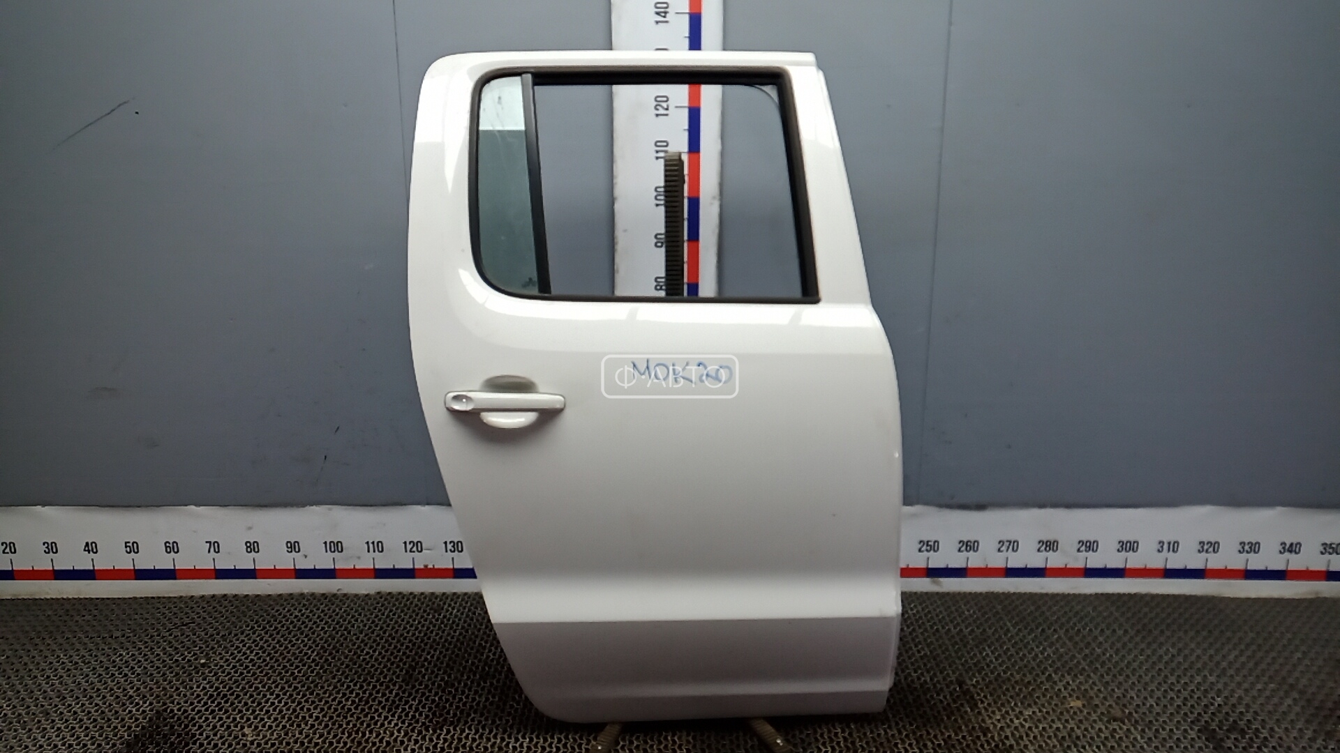 Дверь задняя правая