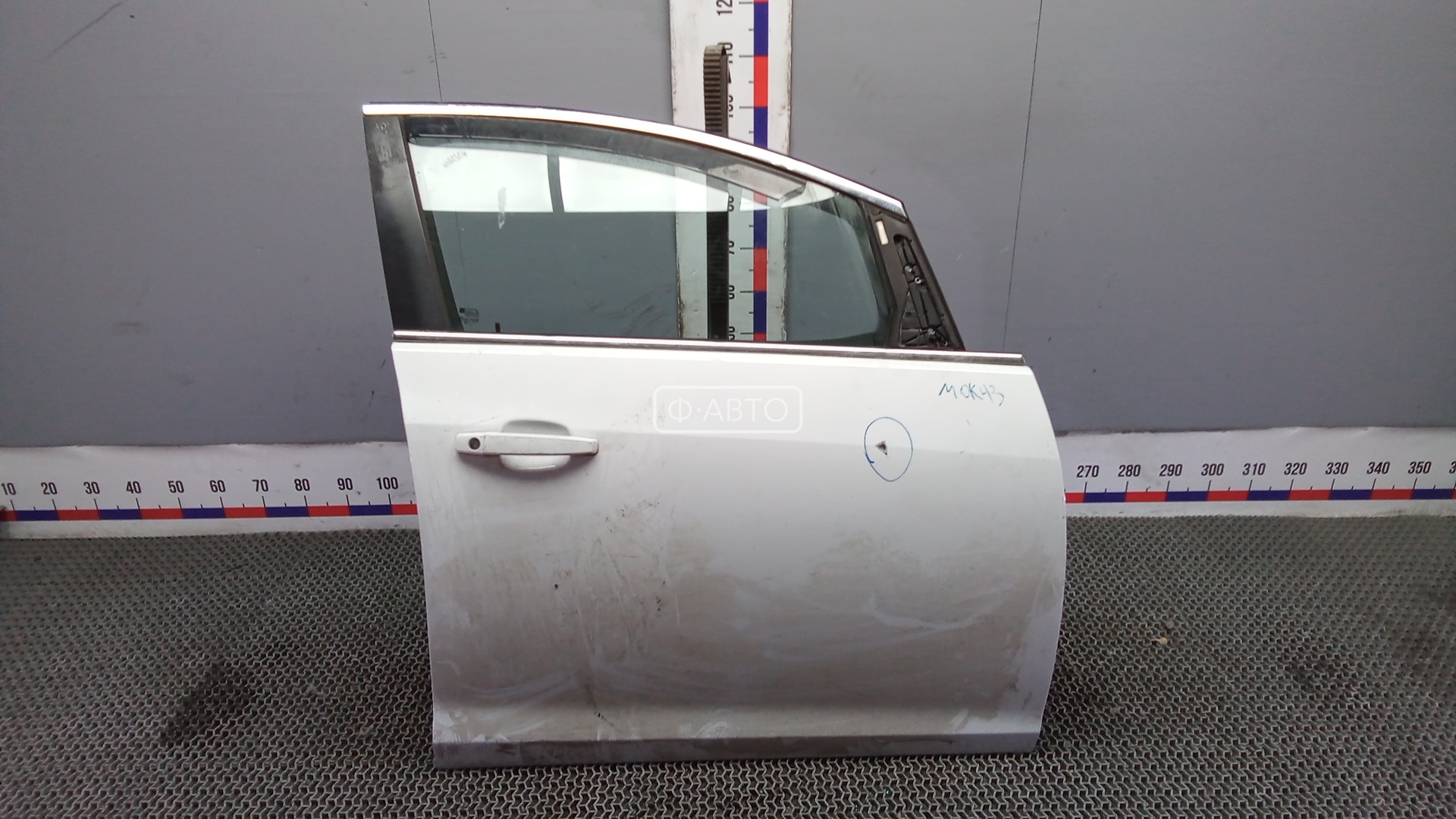 Дверь передняя правая