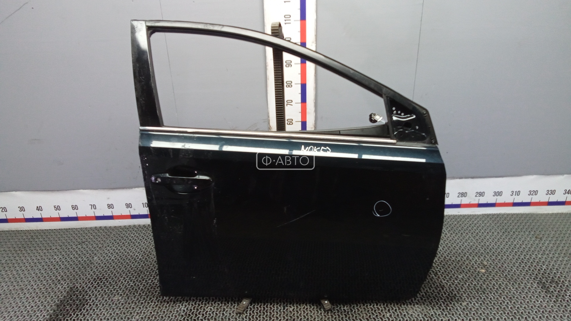 Дверь передняя правая