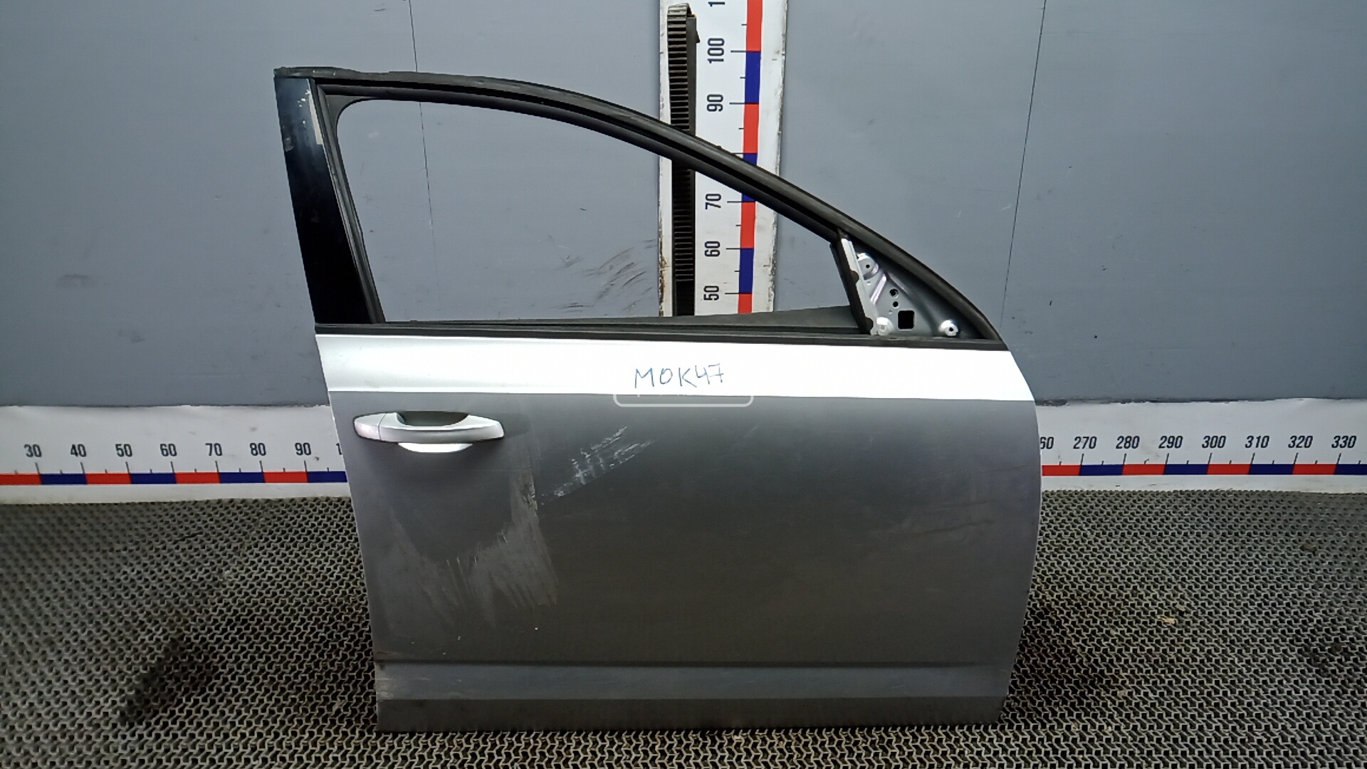 Дверь передняя правая