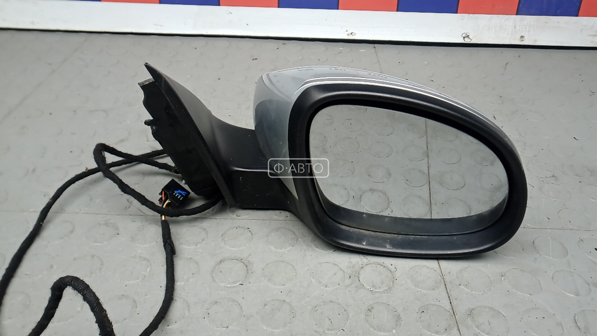 Зеркало наружное правое