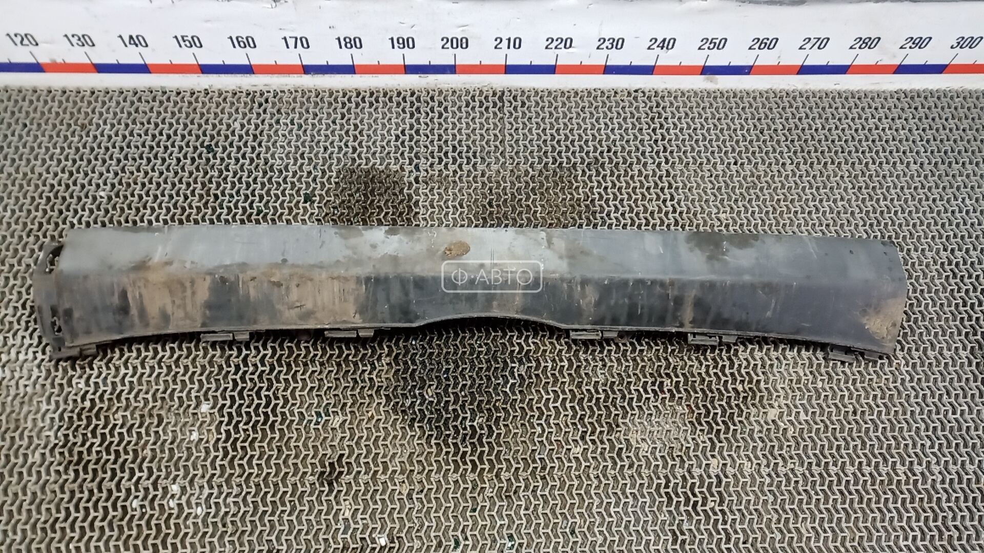 Бампер задний