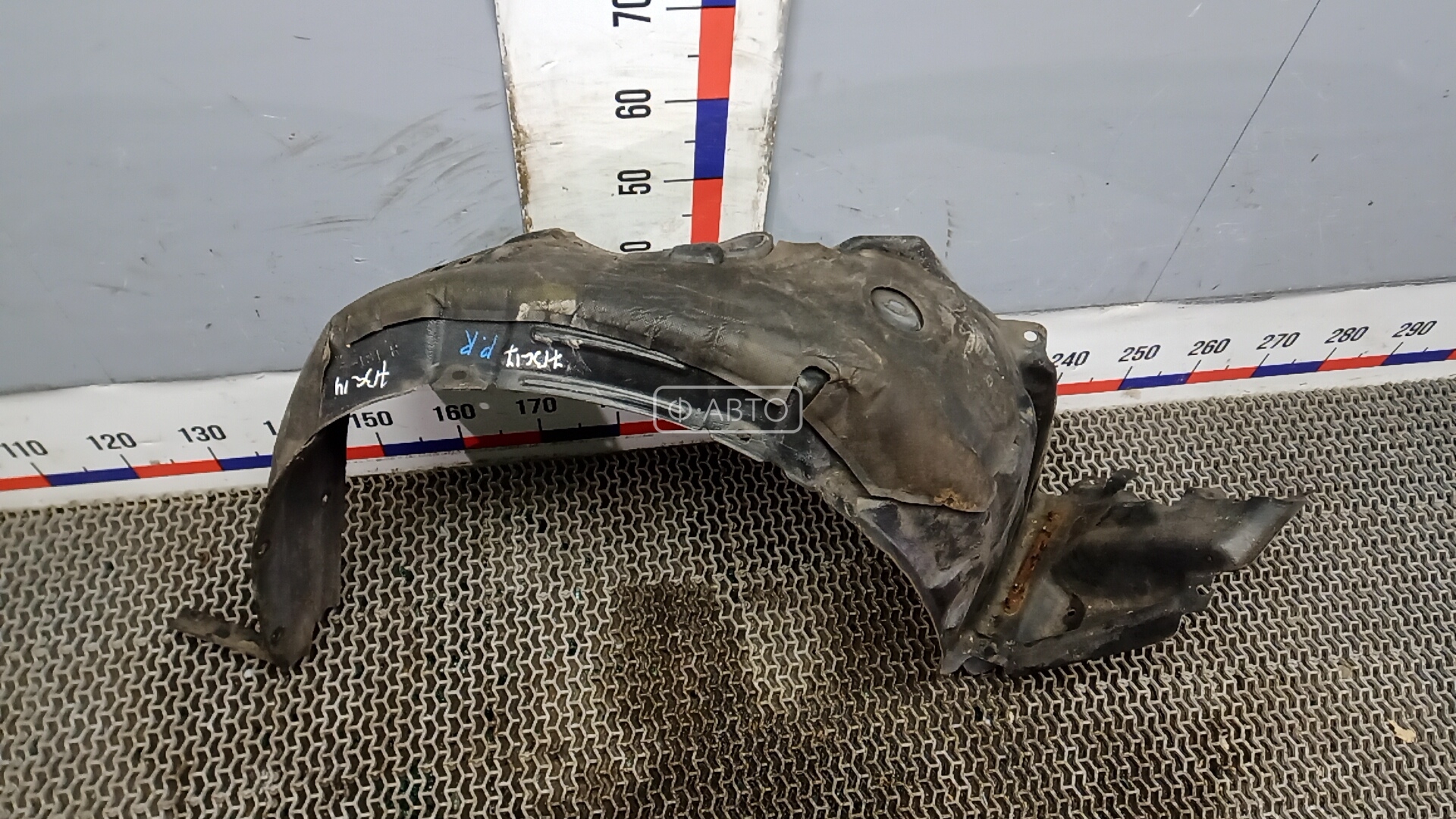 Защита арок (защита крыла, подкрылок) передняя правая