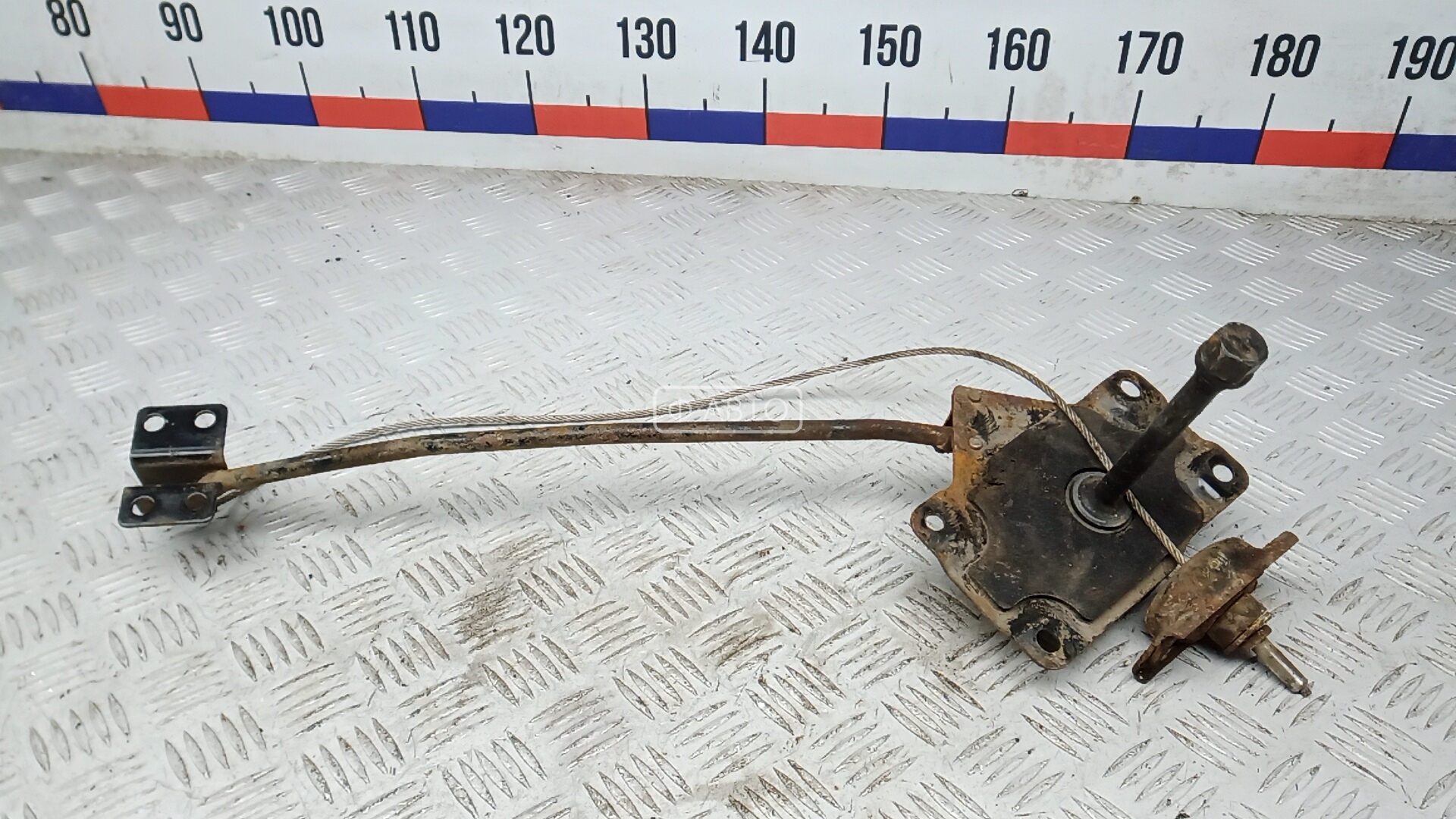 Механизм запасного колеса