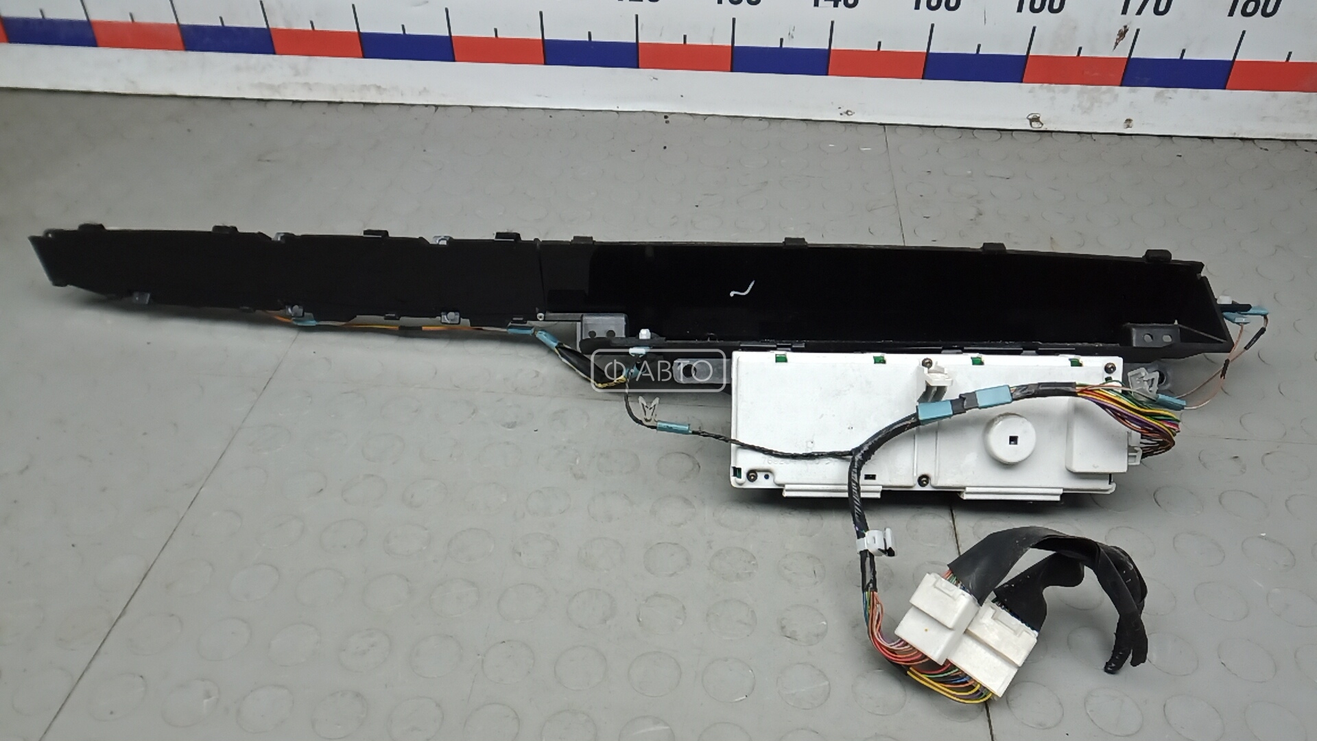 Щиток приборов