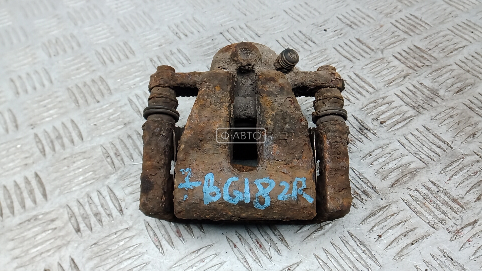 Суппорт тормозной задний правый