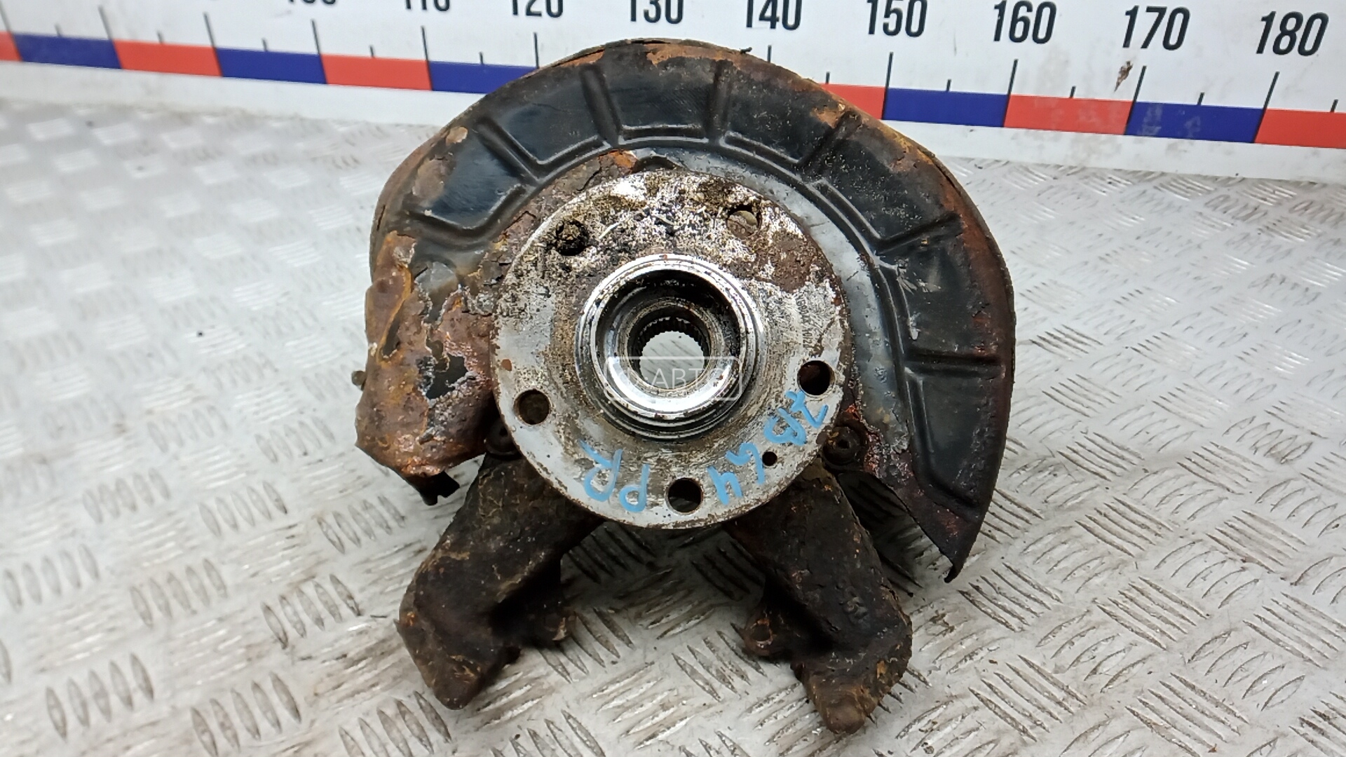 Ступица передняя правая