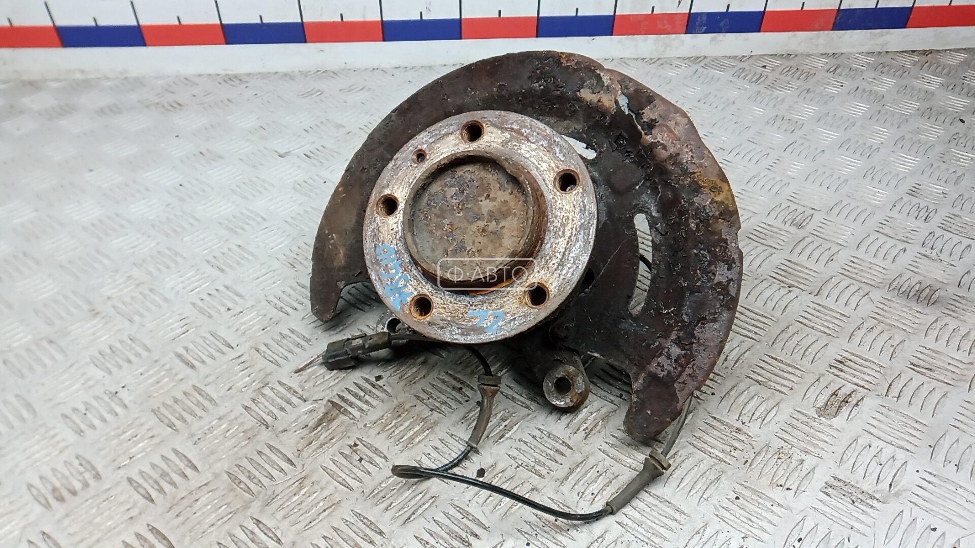 Ступица задняя левая