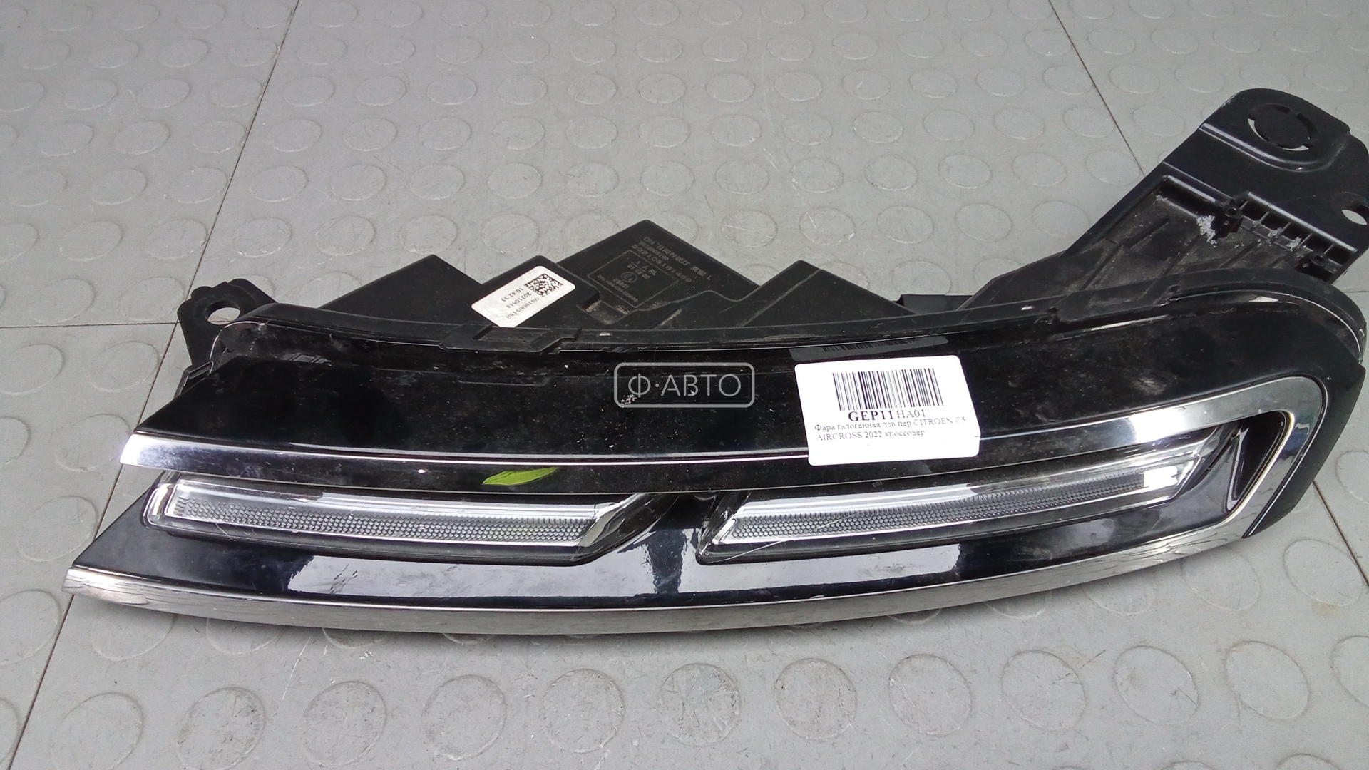 Фара галогенная левая передняя