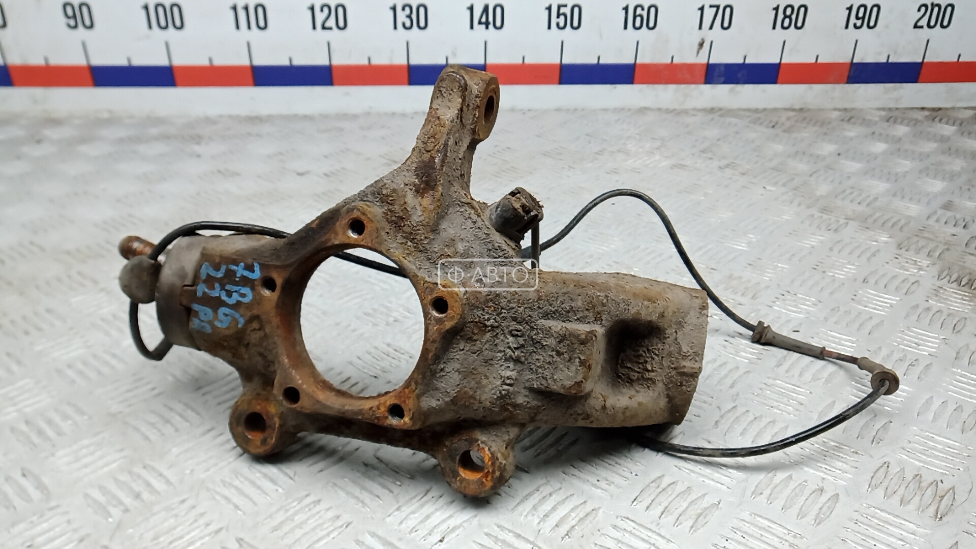 Кулак поворотный прав