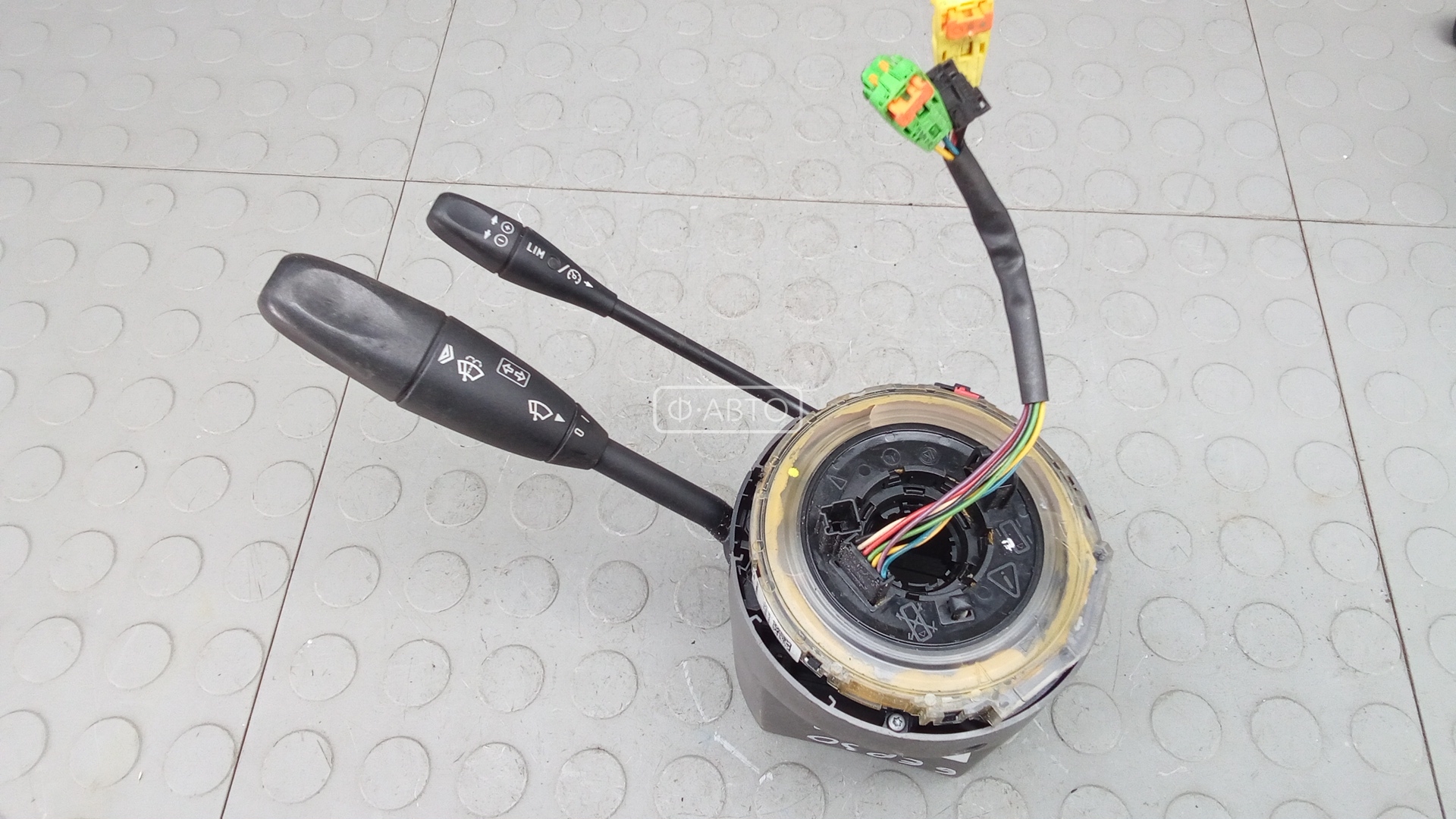 Переключатель поворотов и дворников (стрекоза)