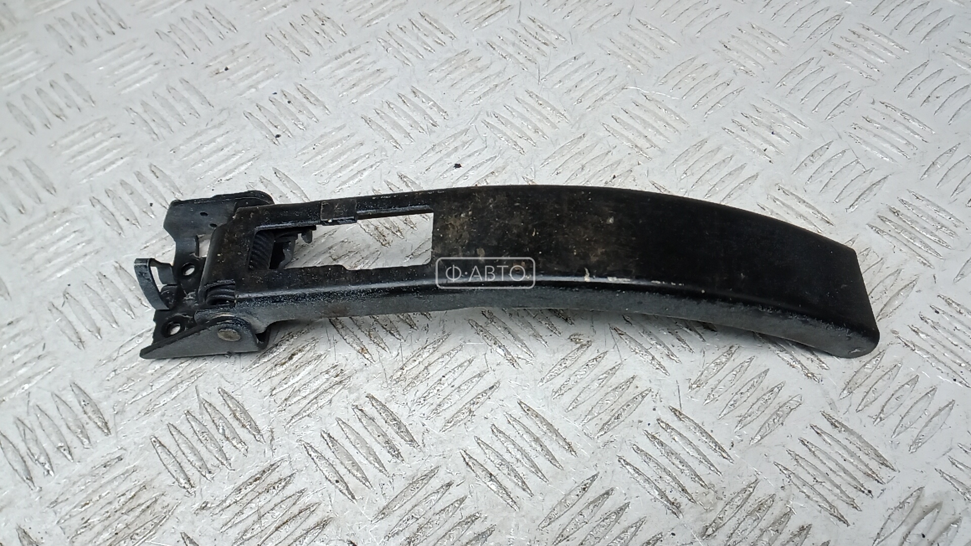 Ограничитель двери распашной правой