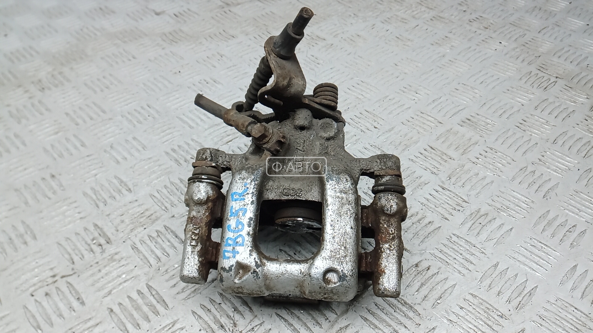 Суппорт тормозной задний правый