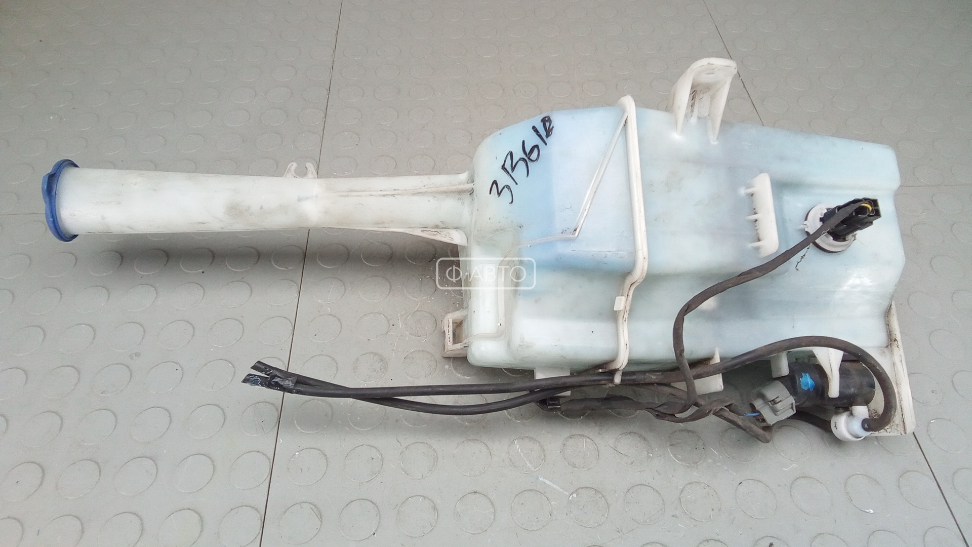 Бачок омывателя