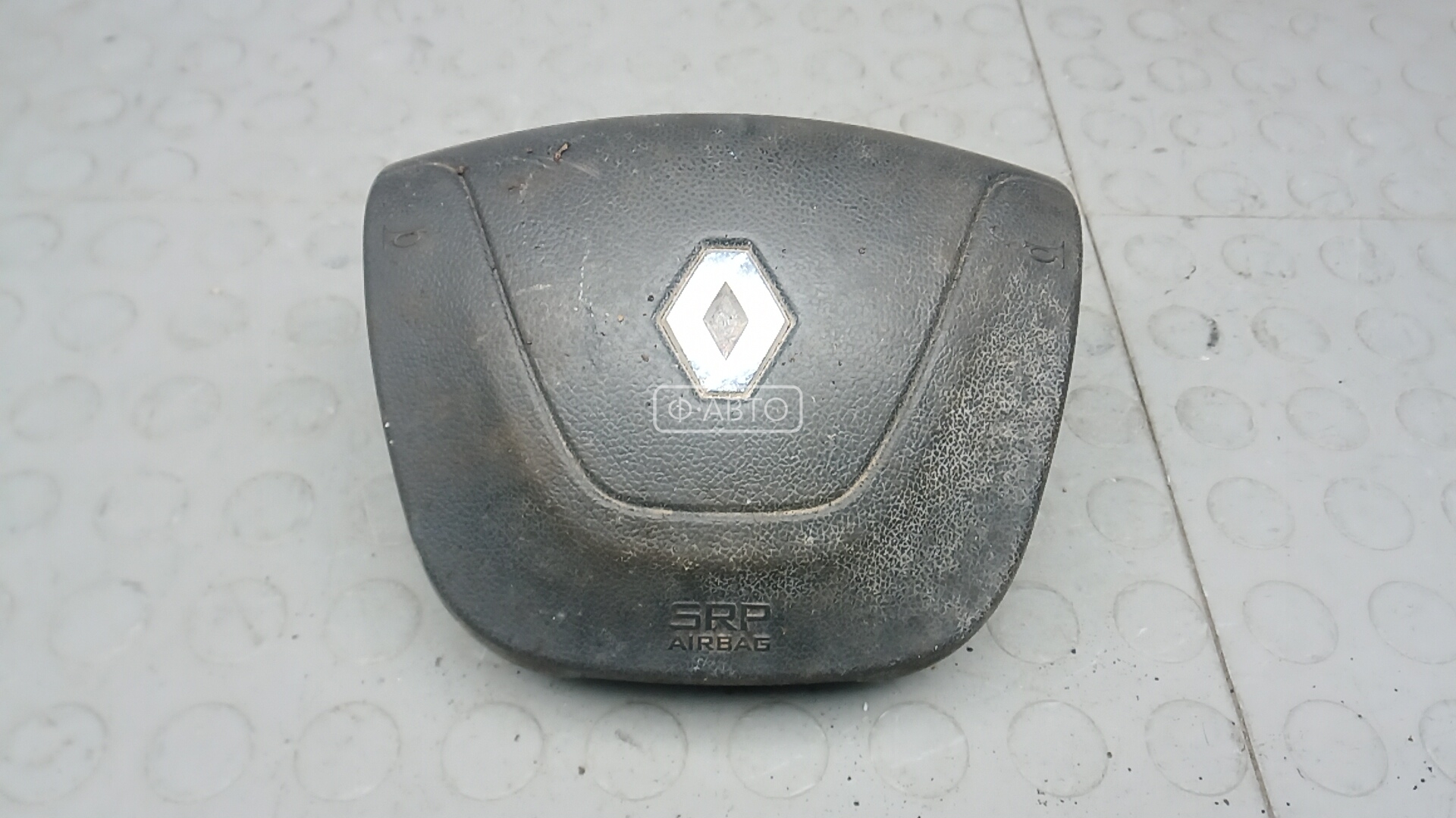 Подушка безопасности водителя