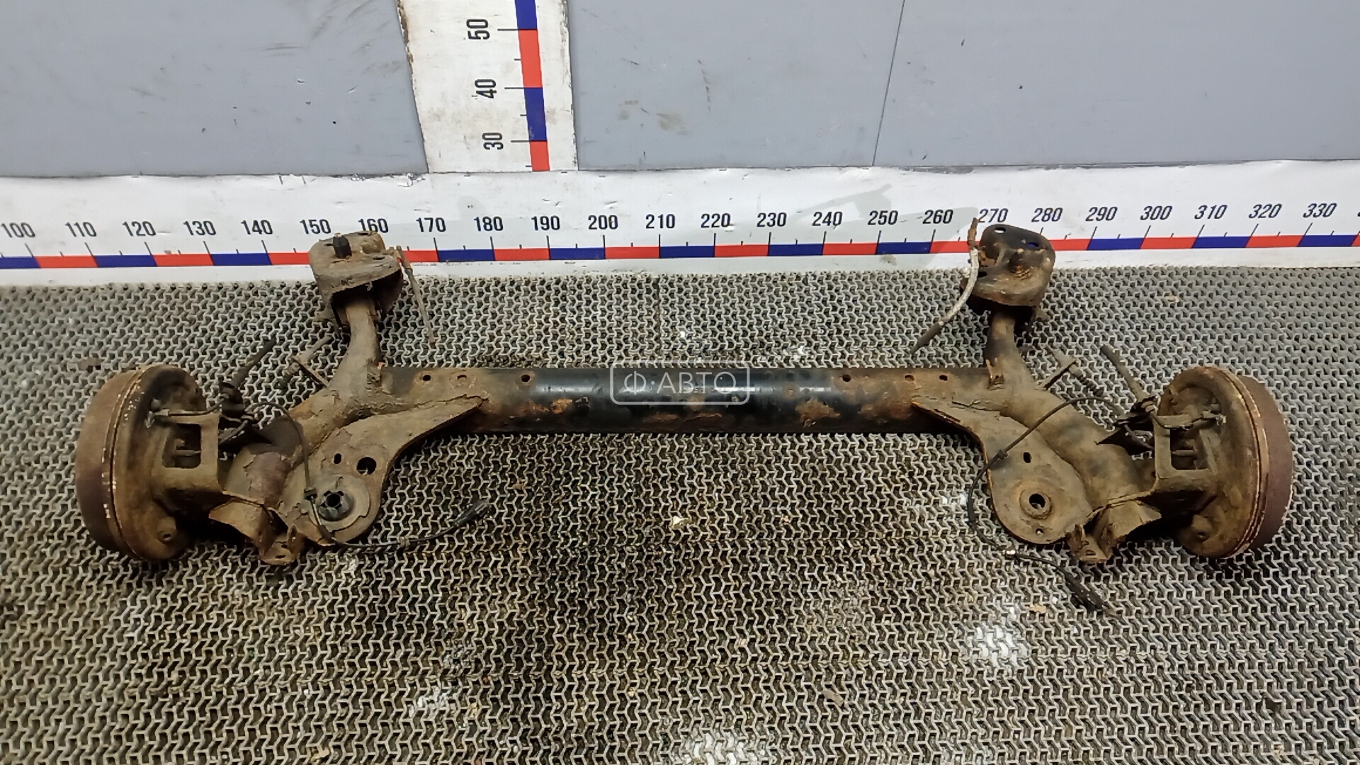 Балка задняя